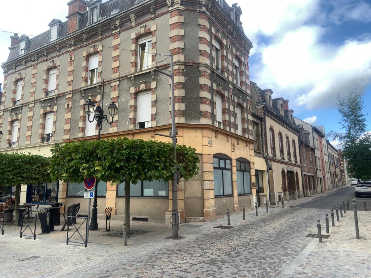 Ay Central Ay-Champagne Extérieur photo